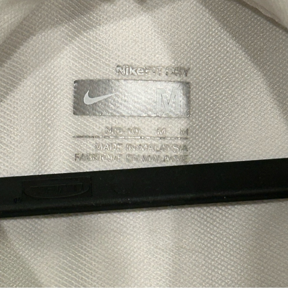 White Women's Nike Zip Up Hoodie Sweater Size M - Like New - Picture 4 of 5